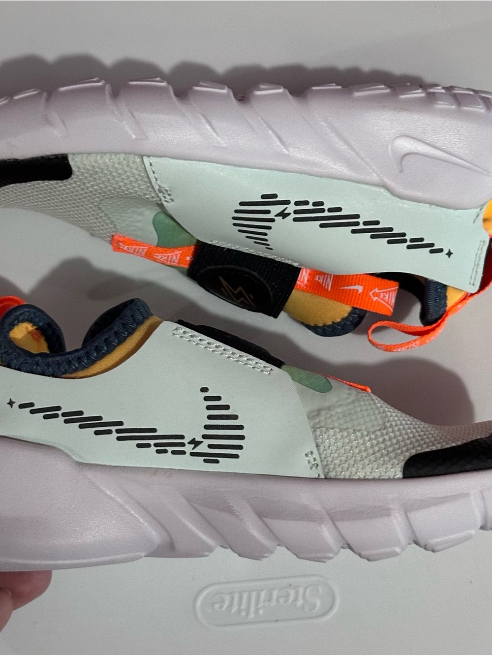12C Nike Flex Runner 2 kids' sneakers "Barely Green"